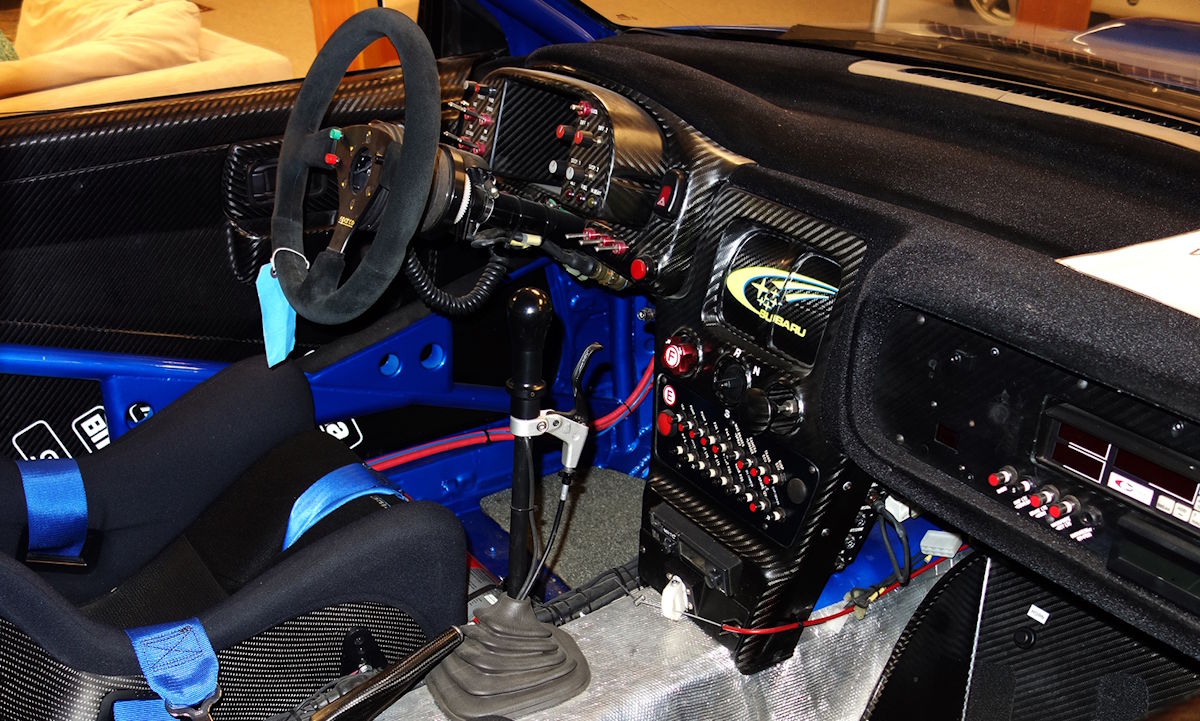 Салон Subaru Impreza WRC97 S5