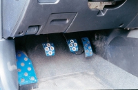 Mitsubishi Lancer Evo VII педали