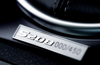 Subaru WRX STI S208 табличка с порядковым номером