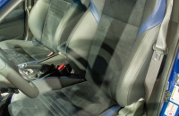 Subaru WRX STI 2014 кресла