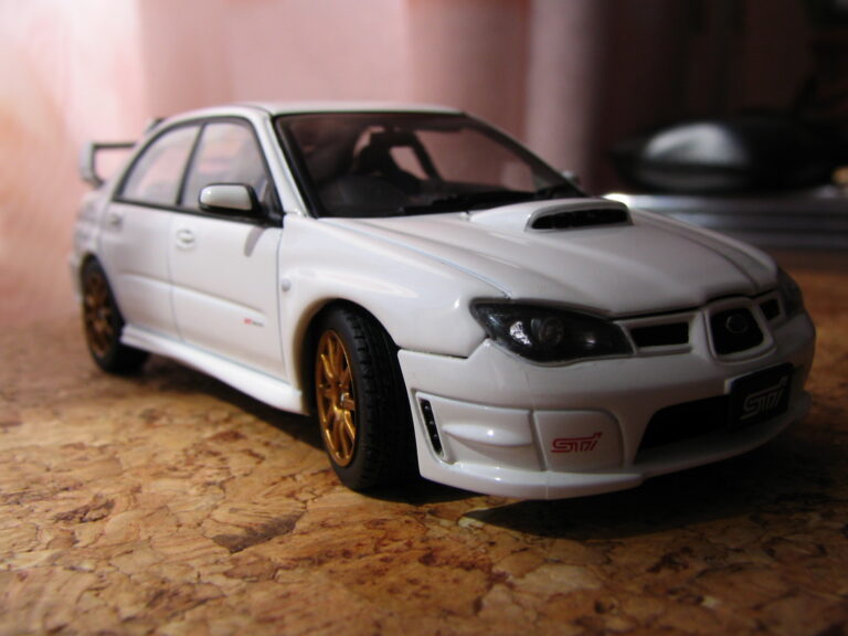 AutoArt Subaru Impreza WRX STI 2006 1/43